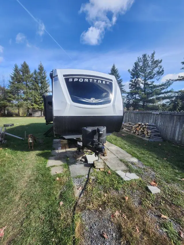 2022 Sporttrek by Venture RV in Travel Trailers & Campers in Kingston - Image 6