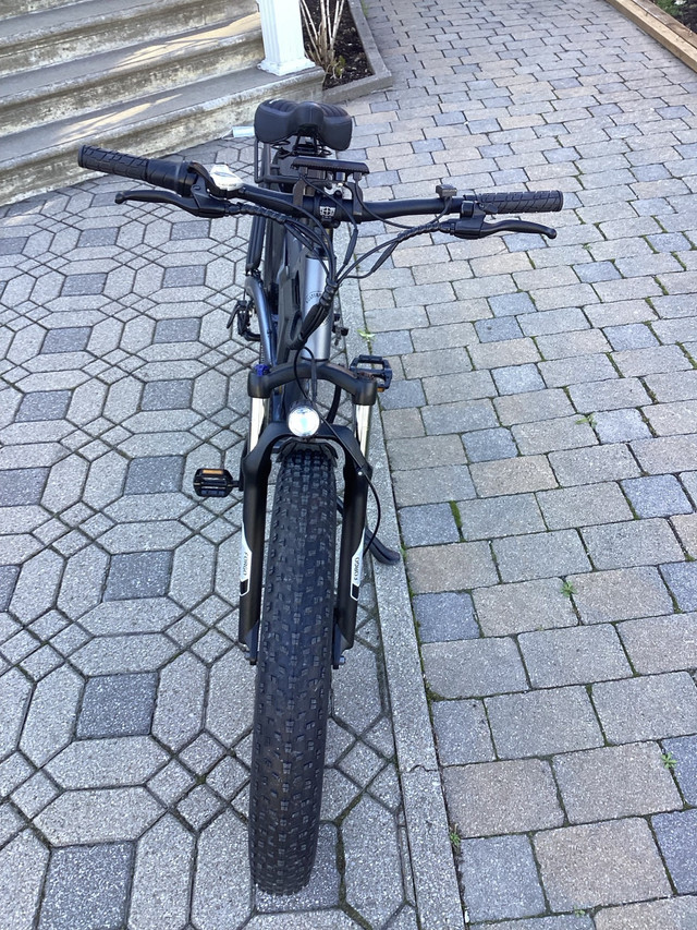 Vélo électrique monstre neuf,beaucoup à expliquer…. dans Vélos électriques  à Ville de Montréal - Image 4