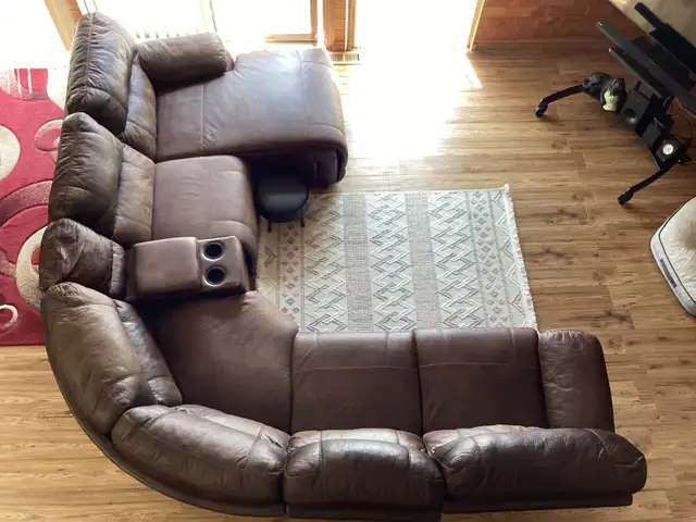 Leather Sectional     6 Pieces in Couches & Futons in Winnipeg - Image 2
