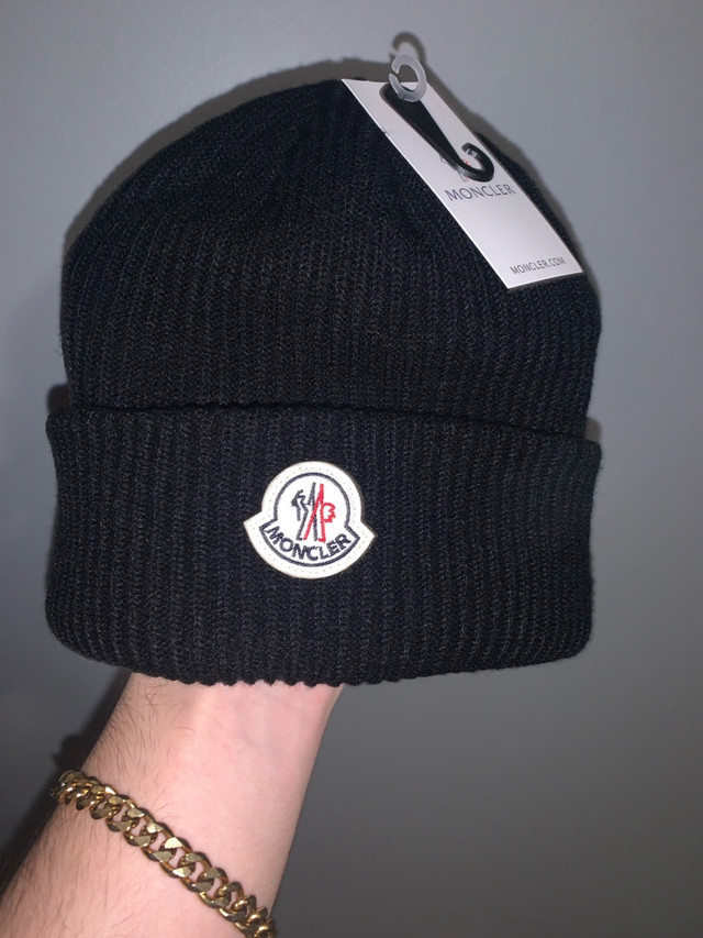 Authentic Moncler beanie in Other in Ottawa