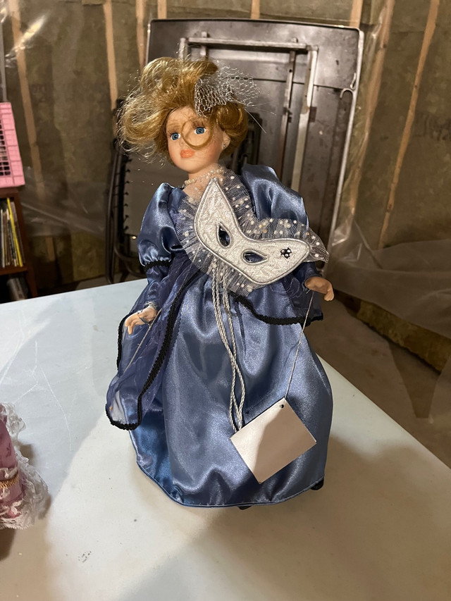 Vintage  Porcelain Dolls in Arts & Collectibles in Chatham-Kent