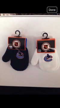 Vancouver Canucks baby mitts and kids gloves