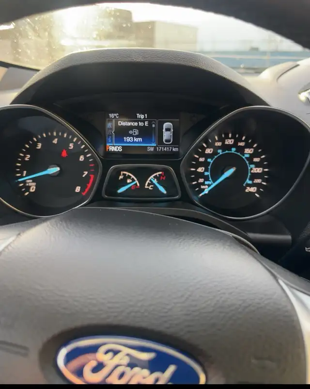 Ford Escape64993761645955122