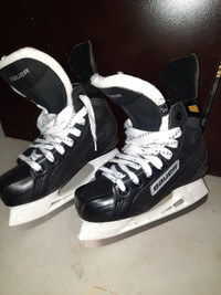 Bauer kids junior skates size 3R 