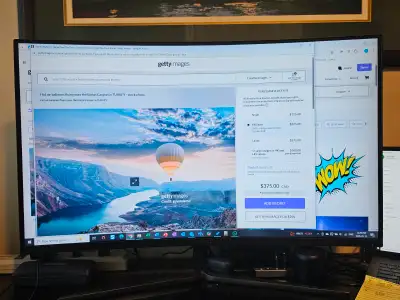 2022 32” Rounded Computer Monitor in good condition with good colour and resolution. Cash & Pickup O...