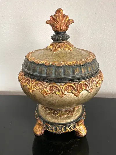 Handcrafted Decorative Jewelry Box. This object is a traditional Hollywood Regency style decorative...