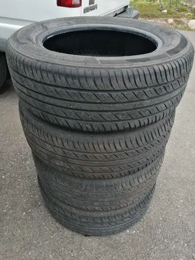 4 x 205 / 60 r16 all season Rovelo RHP - 778 tires m+s mud and snow rated Good shape Even wear Held...