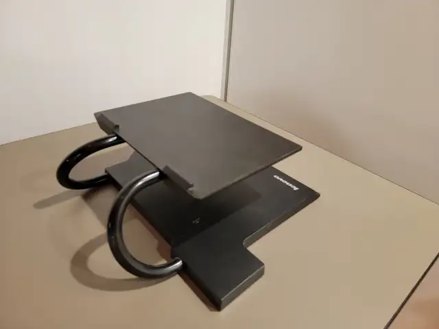 Lenovo laptop/monitor stand533912540687247362
