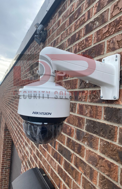 SECURITY CAMERA WITH PROFESSIONALLY HIDDEN WIRES in Other Business & Industrial in Oshawa / Durham Region