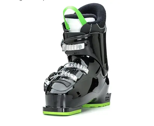 Rossignol Comp J3 Ski Snowboarding Boots in Ski in Calgary - Image 5