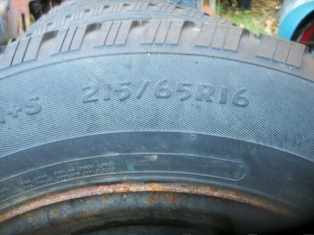 roues bolt pattern 5x114.3 et pneus hiver Nissan X-trail dans Pneus et jantes  à Saint-Hyacinthe - Image 2