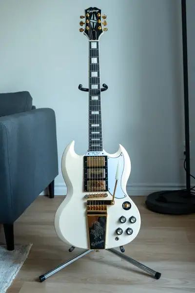 Epiphone 63 Les Paul SG Custom Classic White - w/Maestro Vibrola, View more