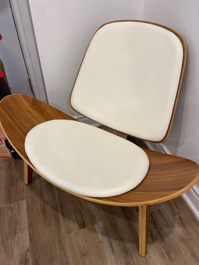 Shelf chair  in Chairs & Recliners in Markham / York Region