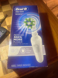Oral-B electric tooth brush brand new 