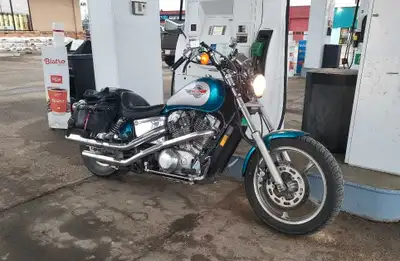 Selling my Honda Shadow She's a vt1100c I don't see many of these any more Runs flawless A few new p...