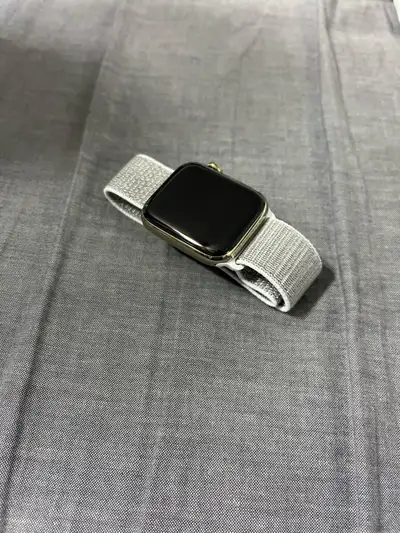 Apple Watch Series 6 Sapphire Crystal Gold Plating , View more