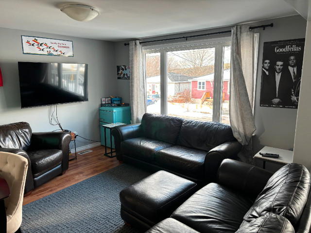 Sublet/Rent Room - House close to MUN/Downtown in Room Rentals & Roommates in St. John's - Image 2
