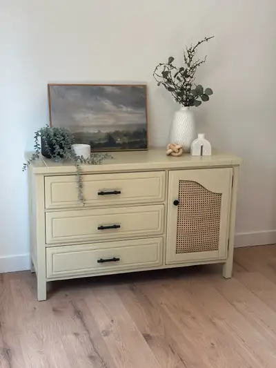 Buffet/commode en bois, View more