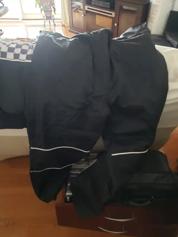 Ensemble moto neige snowmobile ensemble in Snowmobiles Parts, Trailers & Accessories in City of Montréal - Image 5