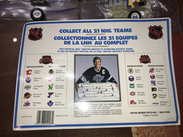 VINTAGE 1990 WAYNE GRETZKY NHL OVERTIME HOCKEY GAME PLAYERS in Arts & Collectibles in Mississauga / Peel Region - Image 3