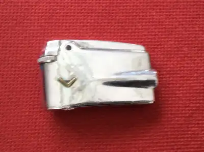 Have a vintage Ronson butane lighter, complete with one can of butane, and Ronson flints, all fpr $4...