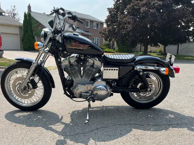 2001 Harley Davidson sportster 883 bobber in Street, Cruisers & Choppers in Mississauga / Peel Region - Image 4