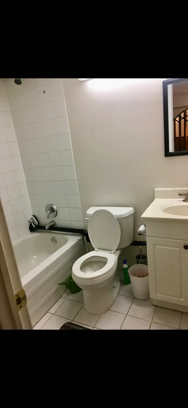 Private Bachelor/Basment For Rent.Yonge and Steeles in Long Term Rentals in City of Toronto - Image 7