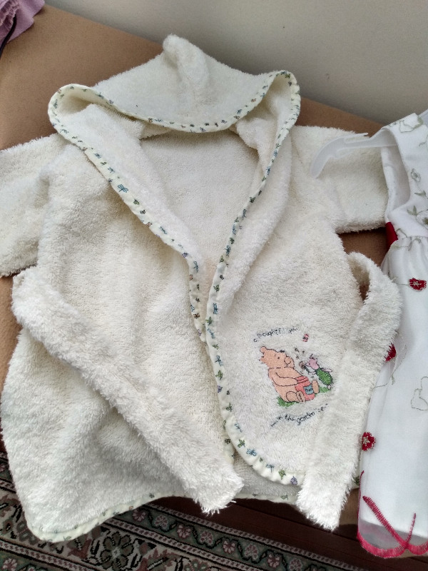 baby girl dress in Clothing - 12-18 Months in Oshawa / Durham Region - Image 4
