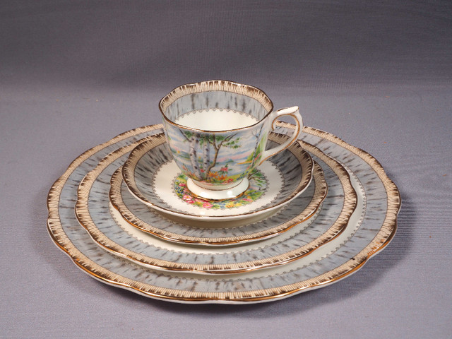 Royal Albert Silver Birch Dinner SET Bone China England in Arts & Collectibles in Oakville / Halton Region - Image 4