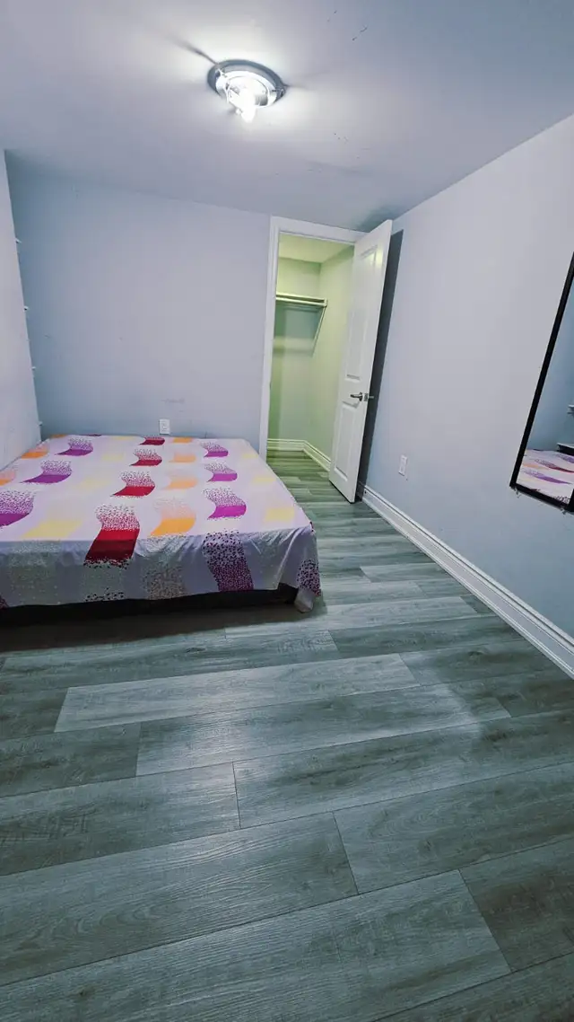 Private room available for girl