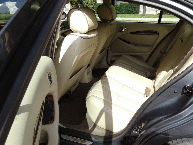 Jaguar S-Type for sale 2008 in Cars & Trucks in St. Catharines - Image 4