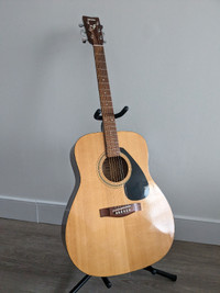 Yamaha F-310 Acoustic Guitar