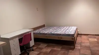 First -floor good size bedroom with a toilet for rent in a house at No.3 Rd cross Blundell Rd in the...