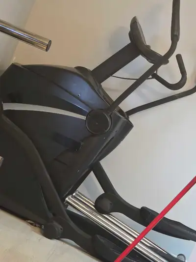 octane elliptical q45e, View more