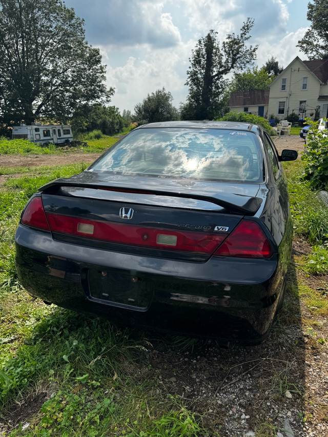2002 honda accord in Cars & Trucks in London - Image 3