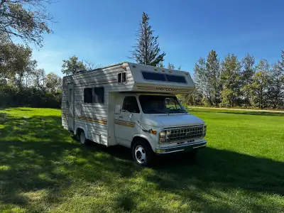 1980 Chev G30 350 880 vortec with roller cam Fast ez efi fuel injection Electric water pump Electric...