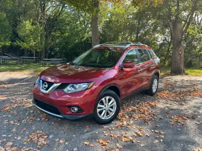 A great all around SUV with more tech than most new cars! Very well taken care of. Bought new and me...
