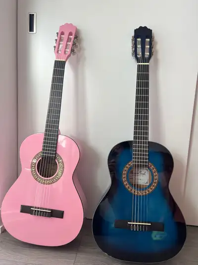 Price: $100/each Overview of Beaver Creek BCTC601 - 3/4 Size Classical Guitar Pink/Blue Burst Specif...