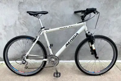 MERIDA City/Hybrid/Commuter/Cruiser bicycle ( Deore XT ), View more