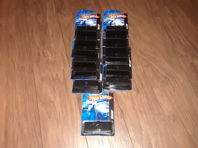 2007 Mystery Hot Wheels 21 unopened/ 13 opened in Toys & Games in Timmins - Image 3