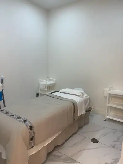 **Elegant Room for Rent in Aesthetics Beauty Spa!** Are you ready to elevate your beauty business? W...