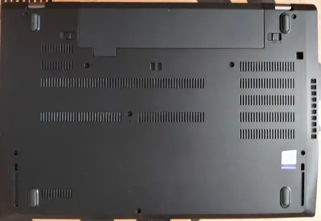 Lenovo ThinkPad T580 Intel i5-8250U 8GB RAM 15.6 Win 11 in Laptops in City of Montréal - Image 4