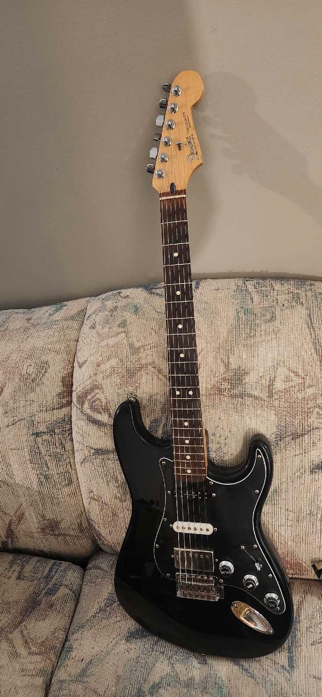 Fender Stratocaster Standard Fat Strat in Guitars in Moncton
