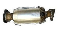 Nissan Frontier 3.3L Catalytic Converter 1999-2001 Right Side