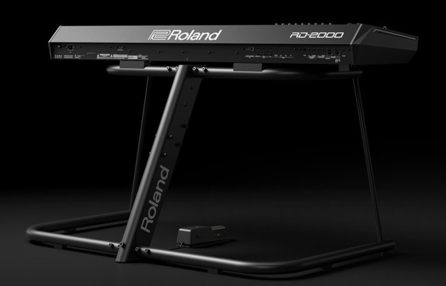 Roland RD-2000 Stage Keyboard in Pianos & Keyboards in Annapolis Valley - Image 4
