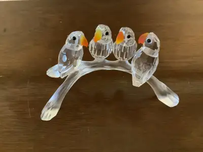 This is a gorgeous Swarovski Crystal piece with four lovebirds an a branch. It is 4 inches wide. I a...