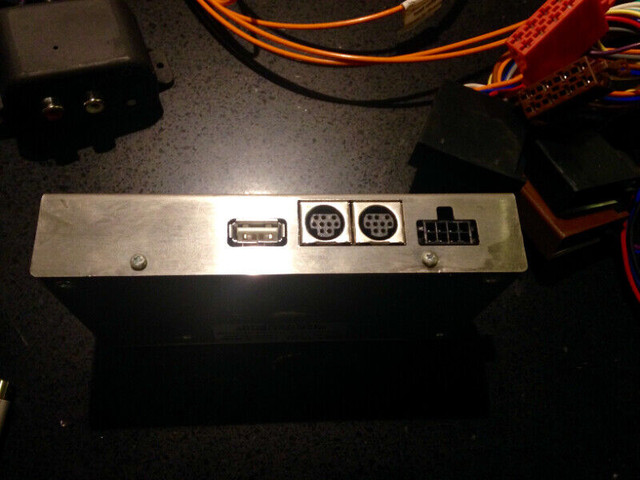 Dension Gateway 500 for Mercedes D2B in Audio & GPS in Markham / York Region - Image 3