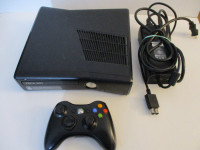 Microsoft XBox 360 Black Console Bundle No Hard Drive, +accesory