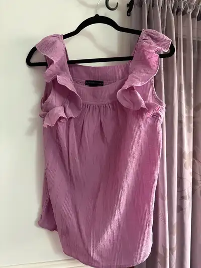 Chandail top mauve M, View more