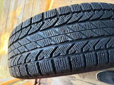 Winter tires with rims. $300 (set of 4) From a Chevy Cruze 2015 215/60R16 5x105mm
